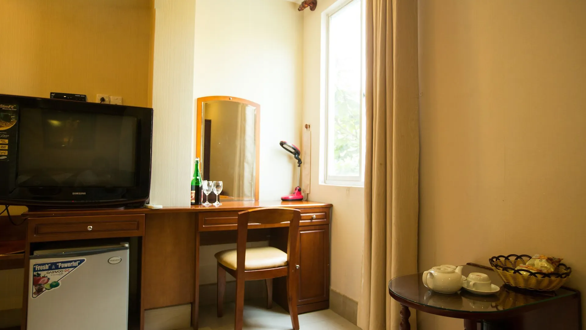 Hoa De Nhat Hotel- San Bay Tan Son Nhat Ho Chi Minh City Vietnam