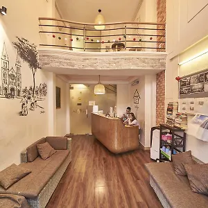  Hostel Alleyway (adults Only)